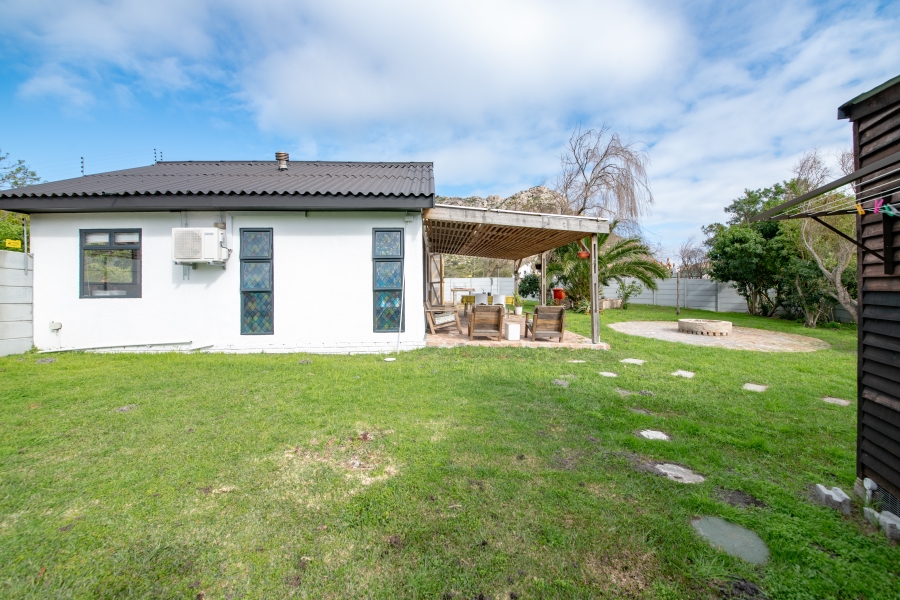 2 Bedroom Property for Sale in Pringle Bay Western Cape